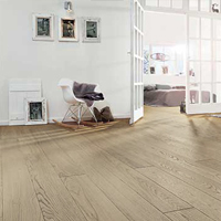 Parquet massif verni